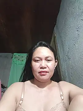 Snapshot of hotpinay_45 chatting on May 1, 2026, 11:26 am hotpinay 45 online show from May 1, 2026, 11:26 am