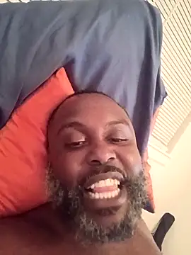 Snapshot of Droski21 chatting on May 10, 2026, 8:52 am Droski21 online show from May 10, 2026, 8:52 am