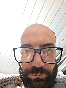 Robsonitj90 online show from June 9, 2026, 9:37 pm