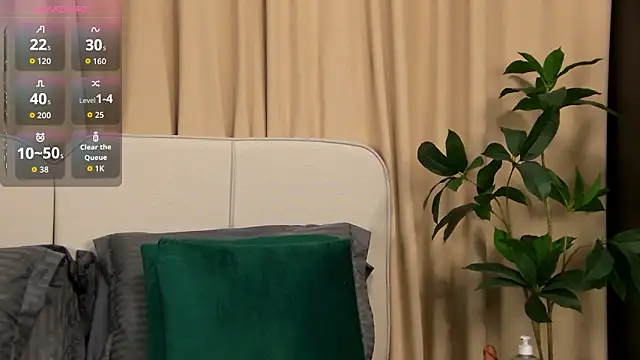 Snapshot of GinaMencee chatting on February 25, 2026, 7:45 pm GinaMencee online show from February 25, 2026, 7:45 pm