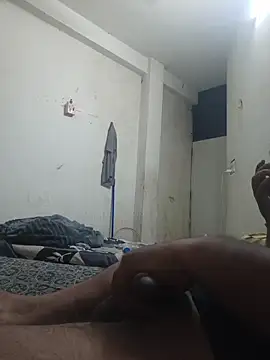 Snapshot of GTX-8194 chatting on February 20, 2026, 5:02 pm GTX-8194 online show from February 20, 2026, 5:02 pm