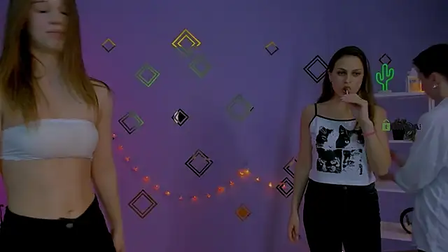 eira mouse online show from March 31, 2026, 9:10 am