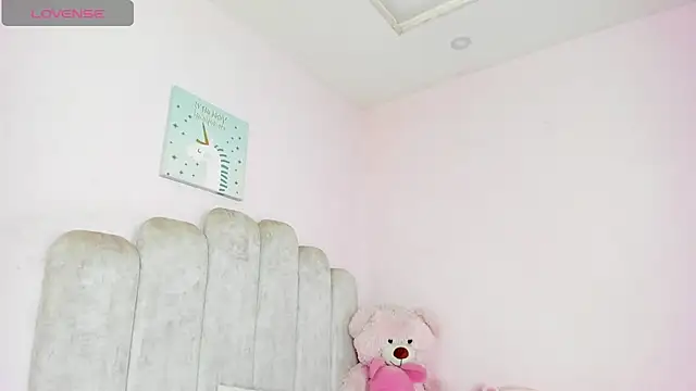 paula cosioo online show from February 5, 2026, 1:05 pm