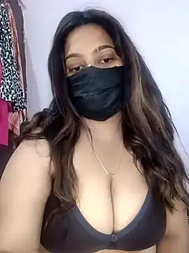 Aliya Hott online show from April 23, 2026, 4:35 am