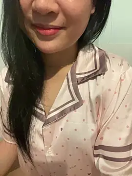 Snapshot of hotgirl-sexy chatting on July 8, 2026, 3:05 pm hotgirl-sexy online show from July 8, 2026, 3:05 pm