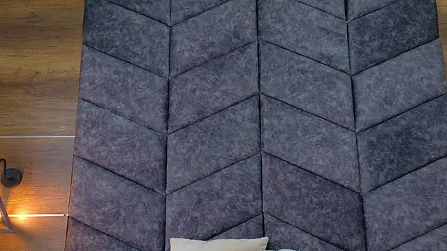 Snapshot of AnnieRouse__ chatting on March 13, 2026, 11:50 am AnnieRouse online show from March 13, 2026, 11:50 am