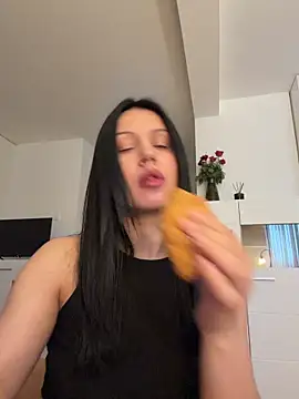 Snapshot of lorry6 chatting on February 19, 2026, 7:37 am lorry6 online show from February 19, 2026, 7:37 am