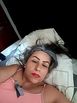 Snapshot of maynor_1998 chatting on February 15, 2026, 1:09 pm maynor 1998 online show from February 15, 2026, 1:09 pm