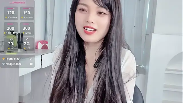 xianxian-baby online show from May 26, 2026, 3:46 am