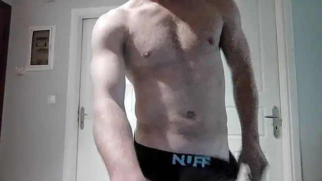 YoungforOld32 online show from March 23, 2026, 9:13 am