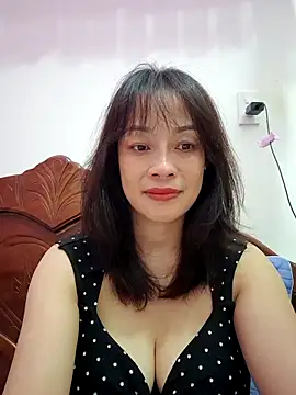 Baby-bigboobs2026 online show from May 21, 2026, 1:40 pm