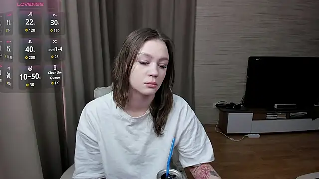 Snapshot of CarmenHill chatting on February 15, 2026, 4:31 am CarmenHill online show from February 15, 2026, 4:31 am