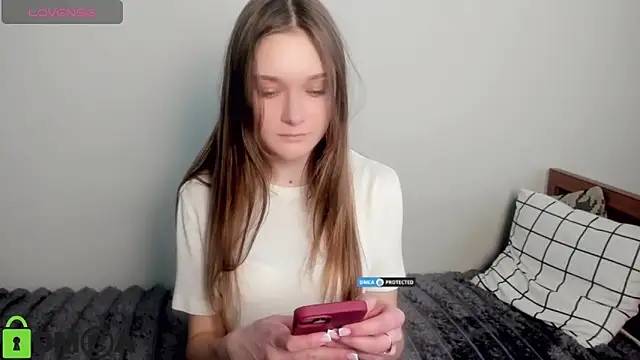 Elina X online show from May 6, 2026, 1:38 pm