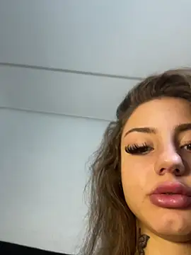 AnnastasiaJune online show from February 7, 2026, 6:50 am