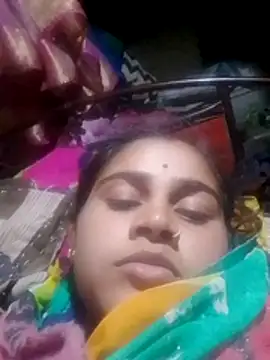 Snapshot of Faltu_Ladki chatting on February 4, 2026, 2:34 pm Faltu Ladki online show from February 4, 2026, 2:34 pm