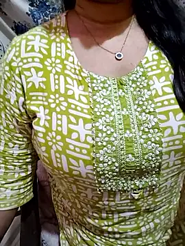 PARI51 online show from March 10, 2026, 8:36 pm