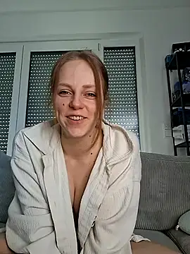 Larifari0406 online show from March 3, 2026, 1:28 pm