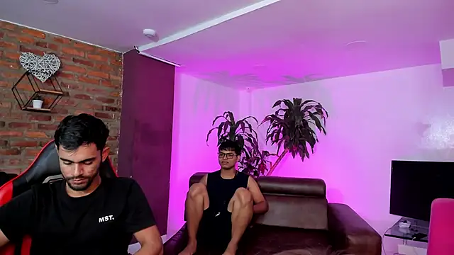 Snapshot of Bad_Boys777 chatting on February 5, 2026, 10:03 pm Bad Boys777 online show from February 5, 2026, 10:03 pm