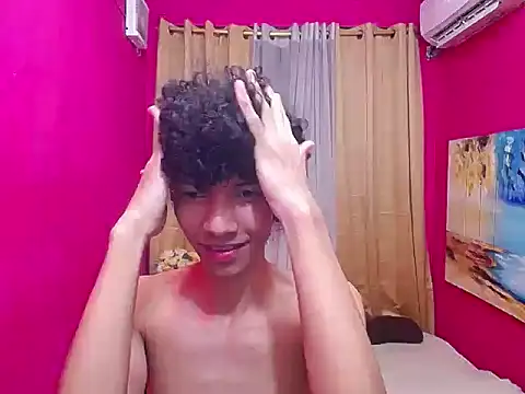 bigcock twinks online show from March 16, 2026, 11:31 pm