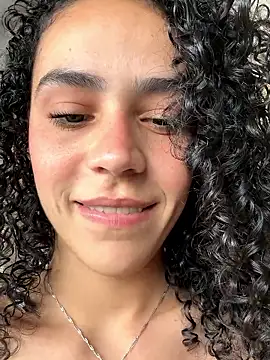 SirenStell0 online show from April 6, 2026, 5:25 pm