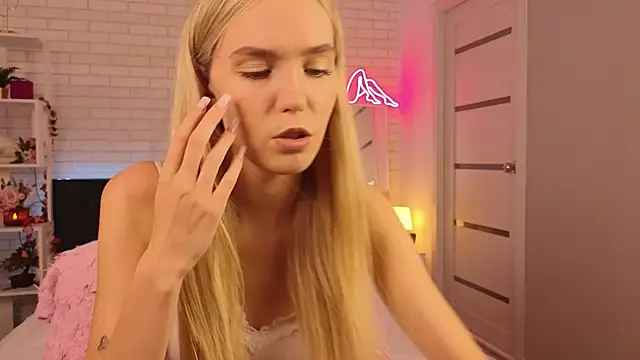 Snapshot of NikkiRyx chatting on July 10, 2026, 3:58 pm NikkiRyx online show from July 10, 2026, 3:58 pm