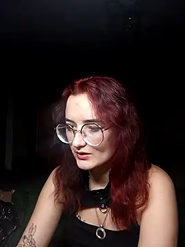 Snapshot of Persefoha chatting on February 14, 2026, 4:42 am Persefoha online show from February 14, 2026, 4:42 am