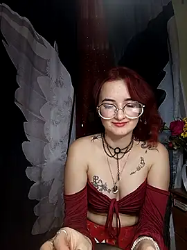 Snapshot of Persefoha chatting on February 21, 2026, 6:31 pm Persefoha online show from February 21, 2026, 6:31 pm