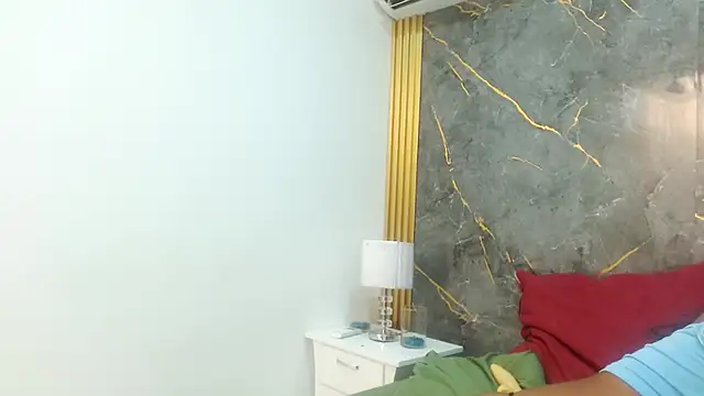 Snapshot of JORDAN_MOOR chatting on March 2, 2026, 7:54 pm JORDAN MOOR online show from March 2, 2026, 7:54 pm