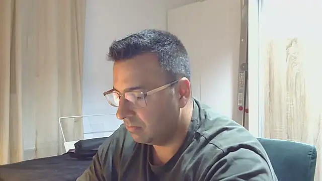 Snapshot of VanillaTime78-Jorge chatting on May 13, 2026, 11:11 pm VanillaTime78-Jorge online show from May 13, 2026, 11:11 pm