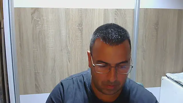 Snapshot of VanillaTime78-Jorge chatting on May 27, 2026, 5:15 am VanillaTime78-Jorge online show from May 27, 2026, 5:15 am
