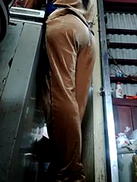 Snapshot of YIYI-502 chatting on February 7, 2026, 4:38 am YIYI-502 online show from February 7, 2026, 4:38 am