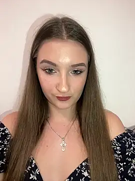 Snapshot of Green_eyes_lady chatting on August 2, 2026, 3:54 pm Green eyes lady online show from August 2, 2026, 3:54 pm