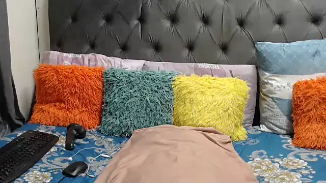 Snapshot of DickDivaXX chatting on February 20, 2026, 4:42 am DickDivaXX online show from February 20, 2026, 4:42 am