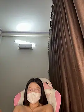 Snapshot of wang1472581 chatting on February 25, 2026, 9:30 am wang1472581 online show from February 25, 2026, 9:30 am