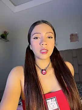 Snapshot of Pushaina__1 chatting on July 3, 2026, 4:19 am Pushaina 1 online show from July 3, 2026, 4:19 am