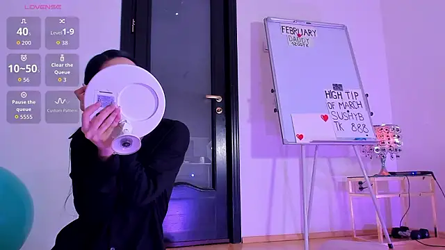 Peanaughty online show from March 2, 2026, 1:29 pm