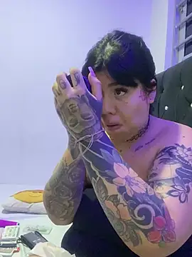 Luna bigtitss777 online show from February 13, 2026, 2:46 pm