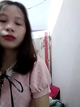 Snapshot of -Bami- chatting on March 17, 2026, 12:04 am -Bami- online show from March 17, 2026, 12:04 am