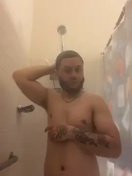 Tu PaPi Favorito online show from February 6, 2026, 1:14 pm