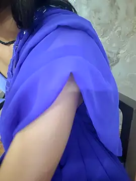 Snapshot of -Sapna001 chatting on June 18, 2026, 4:22 pm -Sapna001 online show from June 18, 2026, 4:22 pm