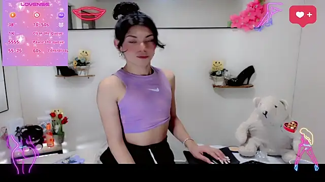 NathalialLooes online show from March 26, 2026, 4:40 am