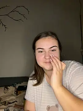 AlyaX X online show from February 2, 2026, 2:38 pm