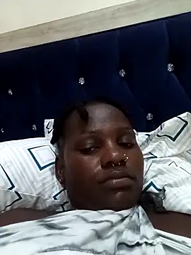 MIlk Spray  online show from March 5, 2026, 11:50 am