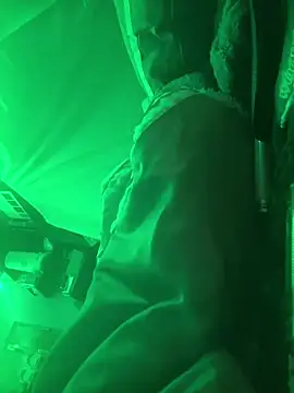 ThridLegTj online show from April 23, 2026, 12:29 pm