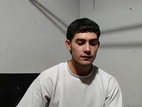 Snapshot of jhayko22 chatting on February 10, 2026, 6:39 am jhayko22 online show from February 10, 2026, 6:39 am