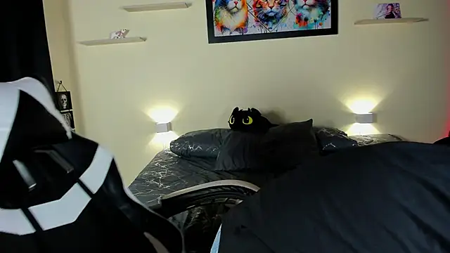 Snapshot of meredit_cris23 chatting on February 20, 2026, 6:26 am meredit cris23 online show from February 20, 2026, 6:26 am