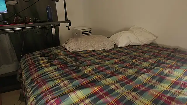 Snapshot of Begamc chatting on February 21, 2026, 1:34 pm Begamc online show from February 21, 2026, 1:34 pm