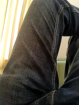 Romantic rakesh 12 online show from February 11, 2026, 8:19 am