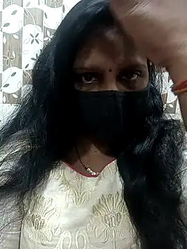 Snapshot of Parul-009 chatting on February 3, 2026, 6:40 am Parul-009 online show from February 3, 2026, 6:40 am