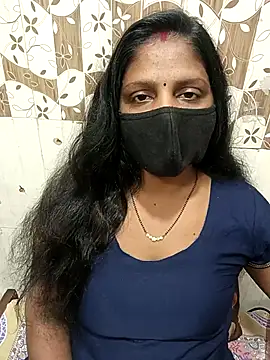 Snapshot of Parul-009 chatting on February 4, 2026, 5:46 am Parul-009 online show from February 4, 2026, 5:46 am